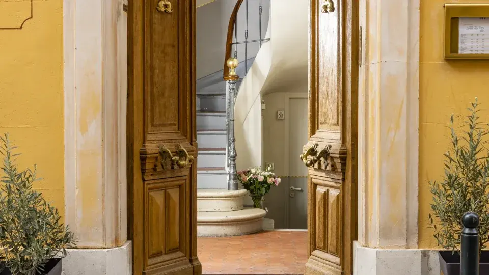 Hôtel des Quatre Dauphins